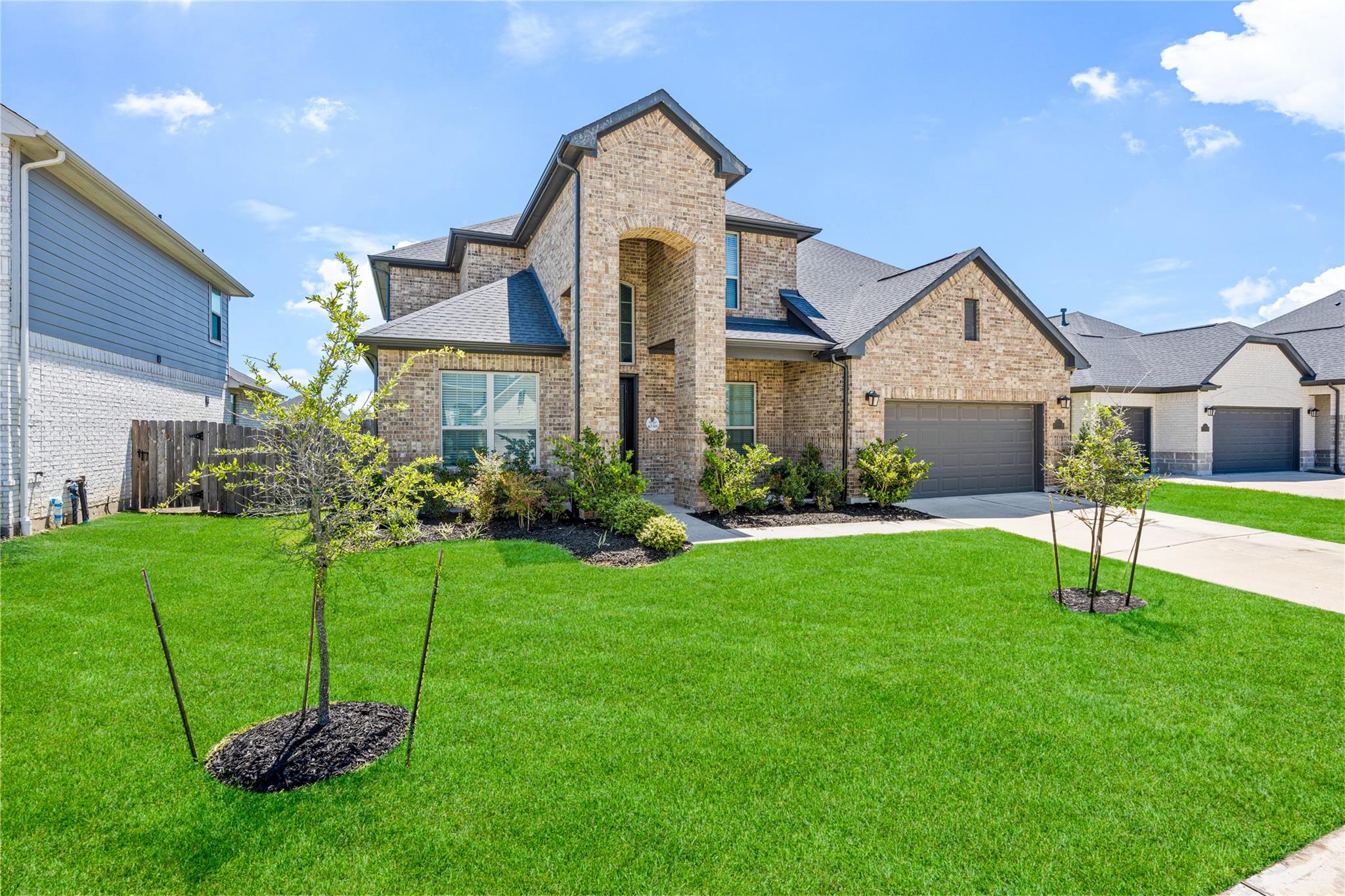 8007 Chantilly Manor