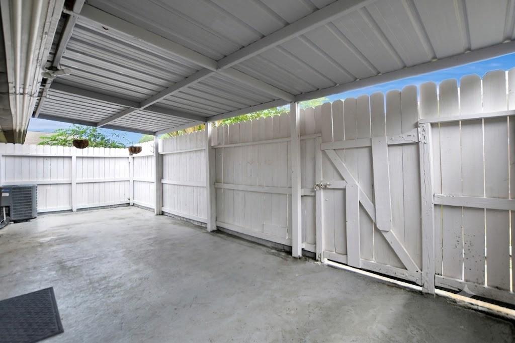 Photo of 9436 Neuens Road #9436, Houston, TX 77080 (MLS # 37852357)