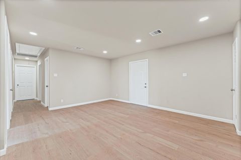 Tiny photo for 3626 Sparrow Street, Houston, TX 77051 (MLS # 42784104)