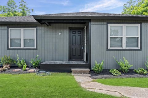 Tiny photo for 3626 Sparrow Street, Houston, TX 77051 (MLS # 42784104)