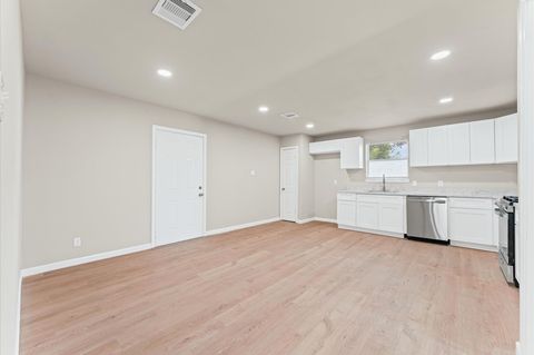 Tiny photo for 3626 Sparrow Street, Houston, TX 77051 (MLS # 42784104)