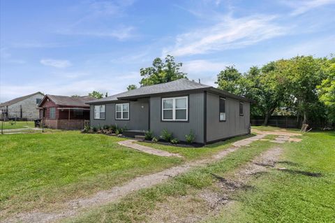 Tiny photo for 3626 Sparrow Street, Houston, TX 77051 (MLS # 42784104)