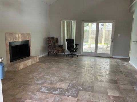 Tiny photo for 11111 Petworth Drive, Houston, TX 77072 (MLS # 18900491)
