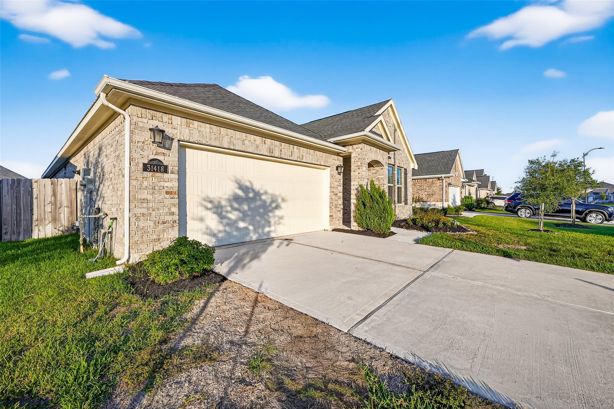 31418 Whitfield Court