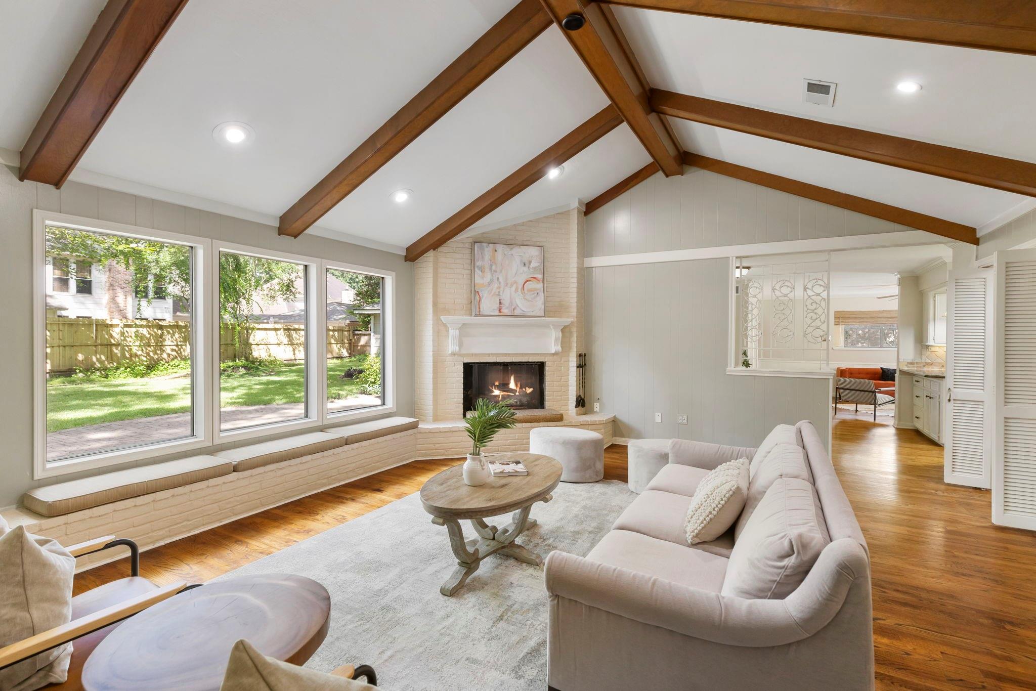 13711 Crickett Hollow Drive
