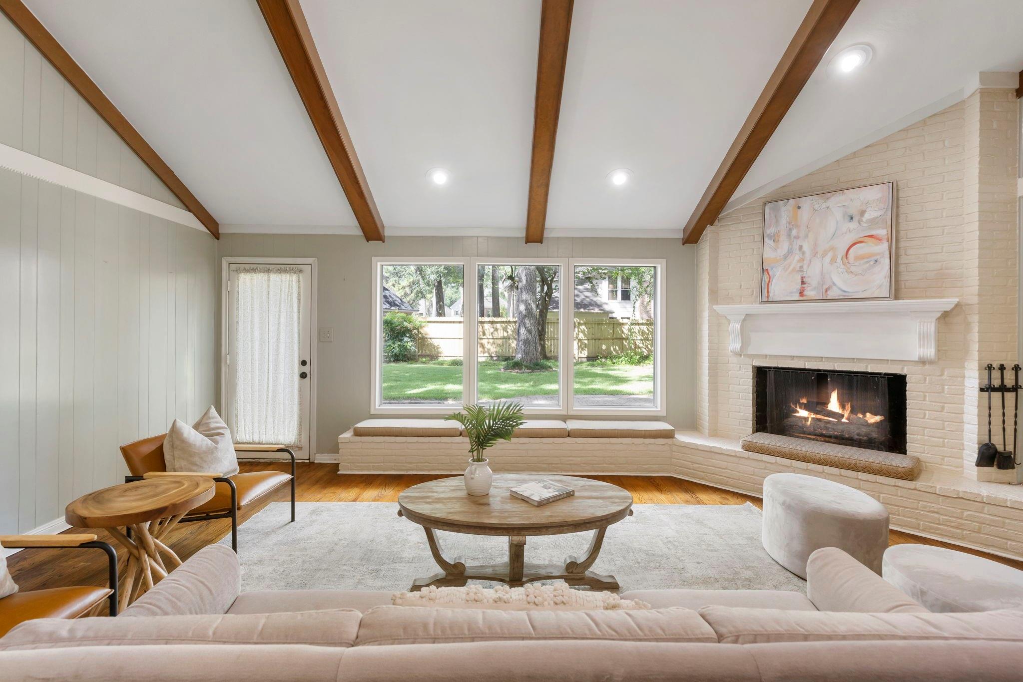 13711 Crickett Hollow Drive