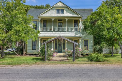 Photo of 311 E Colorado Street, La Grange, TX 78945 (MLS # 29155024)