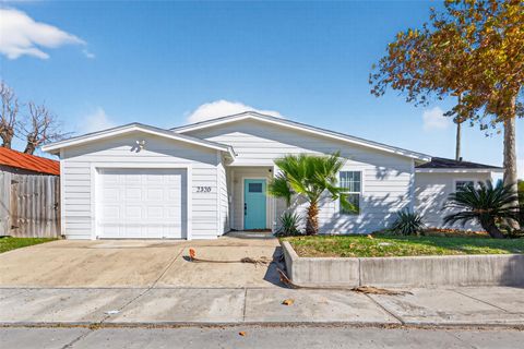 2320 43rd Street Galveston TX 77550