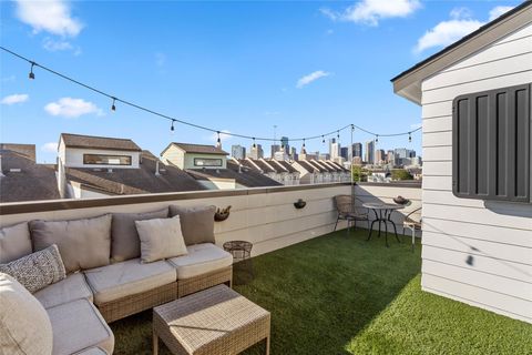 Photo of 2104 Dennis Street, Houston, TX 77004 (MLS # 10996713)