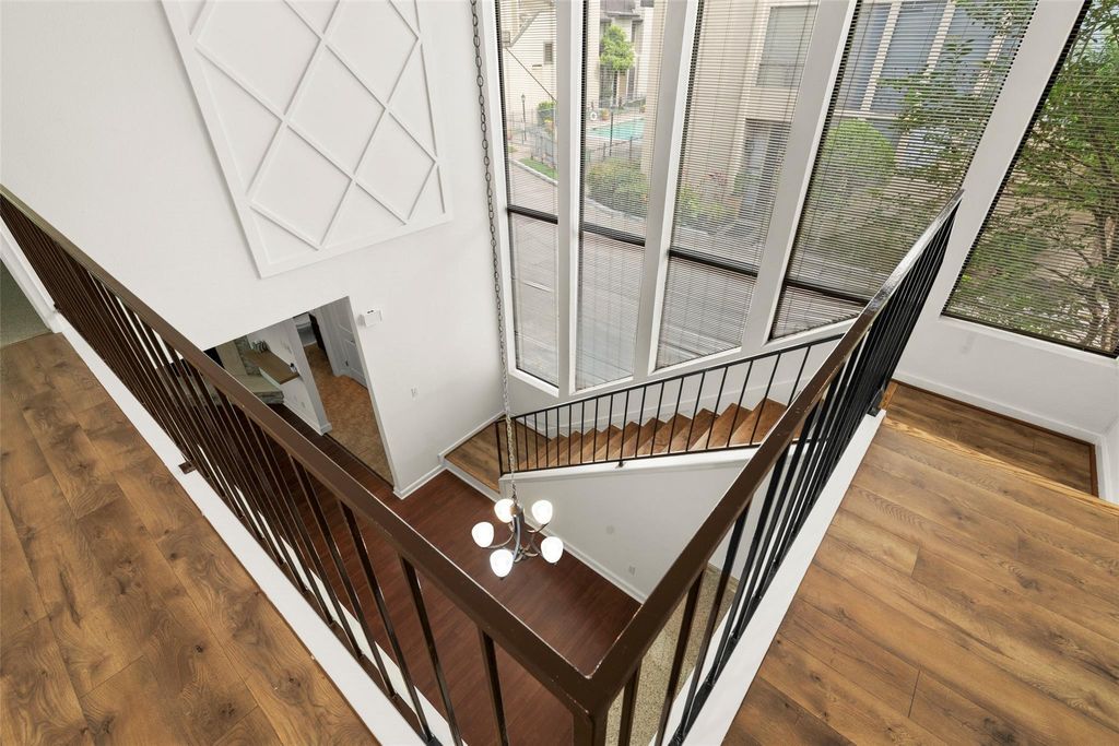 Photo of 1116 Bering Drive #11, Houston, TX 77057 (MLS # 24462622)