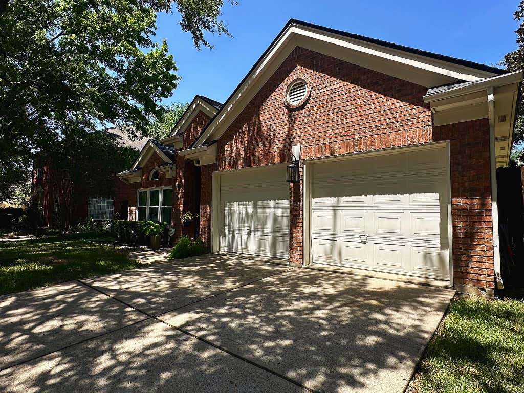 Photo of 14122 Manderly Drive, Houston, TX 77077 (MLS # 3881356)