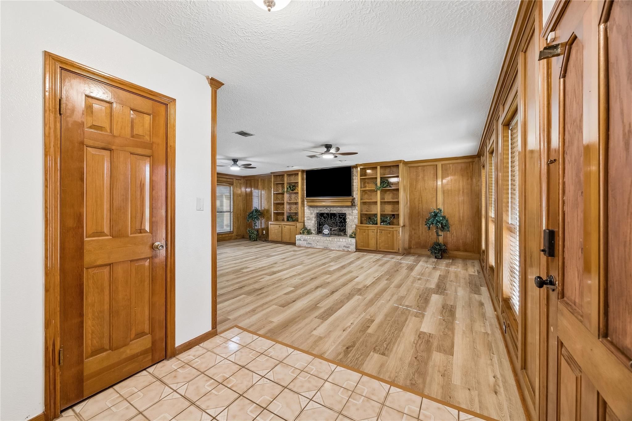 20734 Highland Hollow Lane