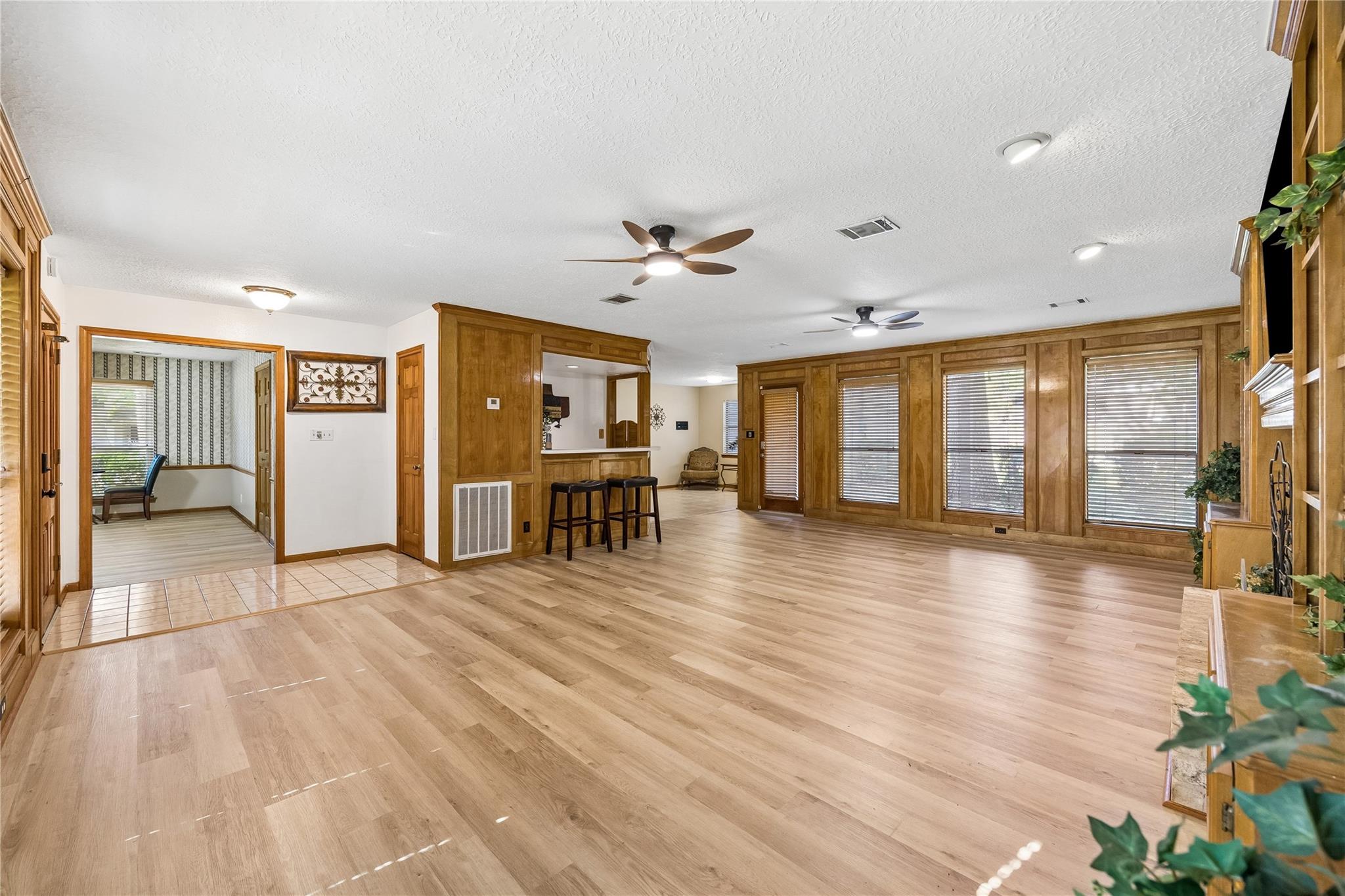 20734 Highland Hollow Lane