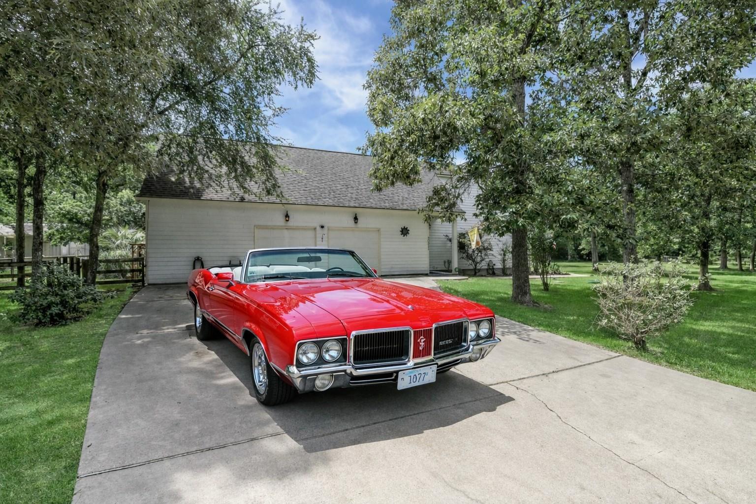 30311 N Holly Oaks Circle
