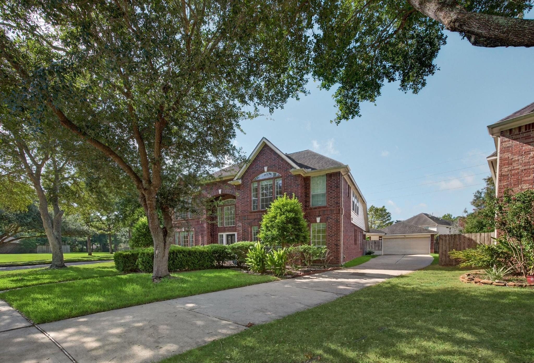 5326 Hanneck Valley Lane