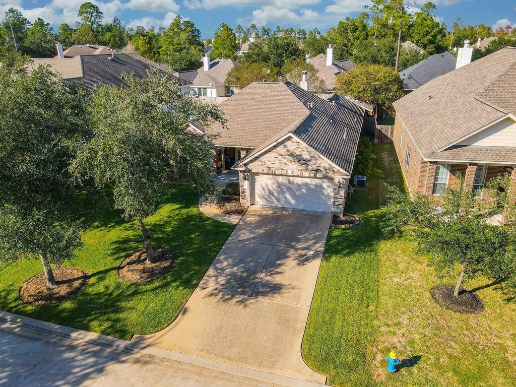 Photo of 6922 Summer Bridge Lane, Spring, TX 77379 (MLS # 79993608)
