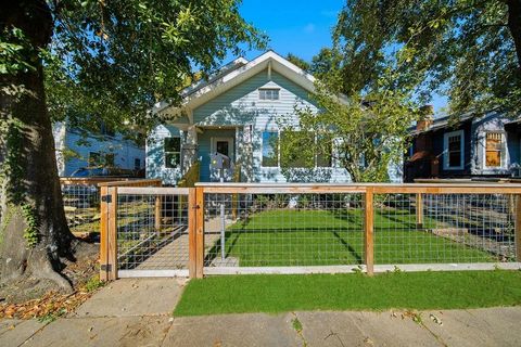 Photo of 4009 Wilmer Street, Houston, TX 77003 (MLS # 20331701)