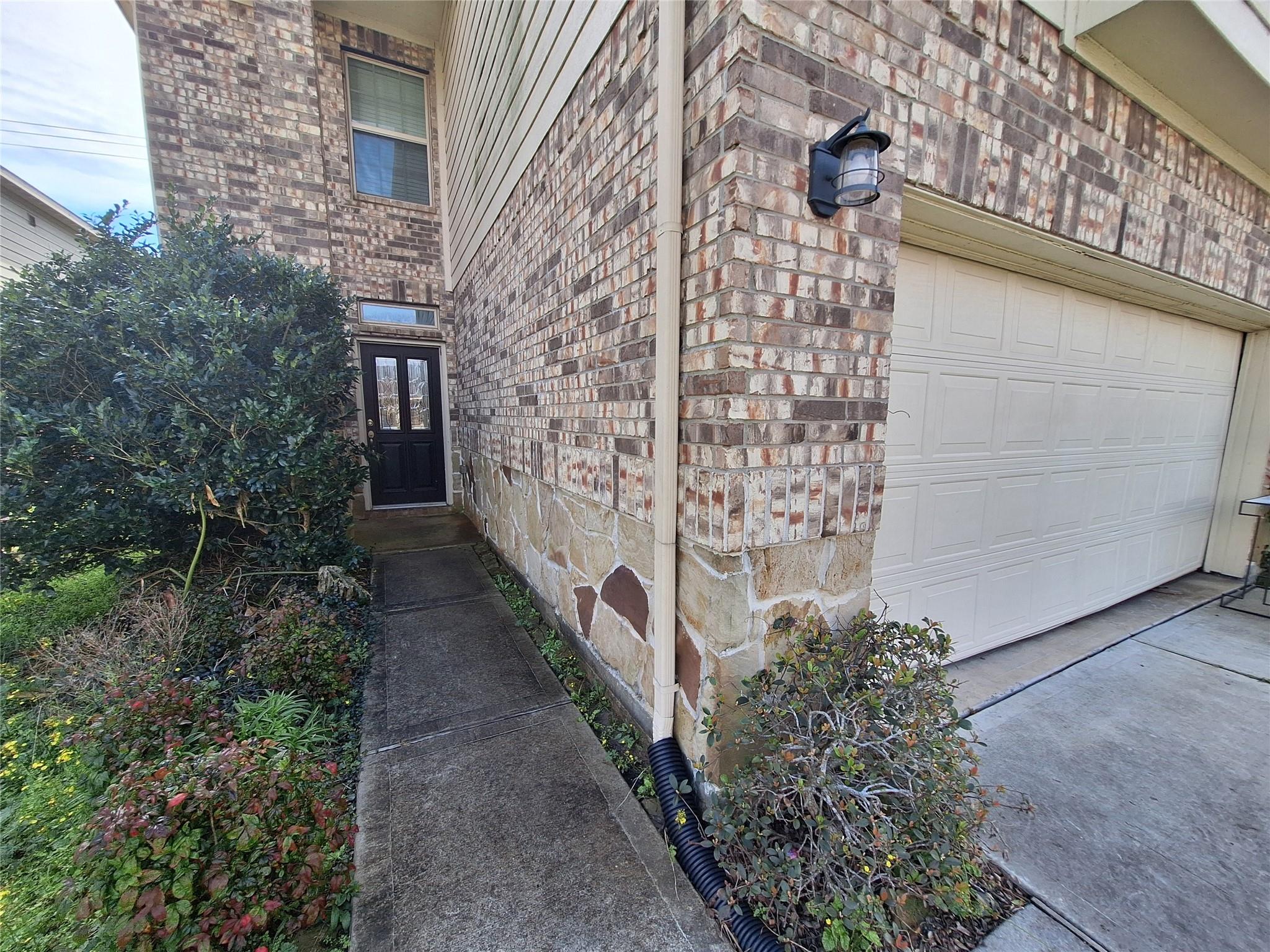 211 Sea Breeze Drive