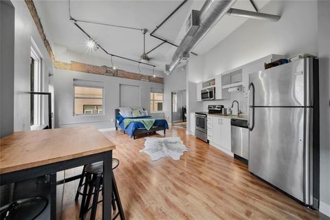 Tiny photo for 705 Main Street #610, Houston, TX 77002 (MLS # 74743678)