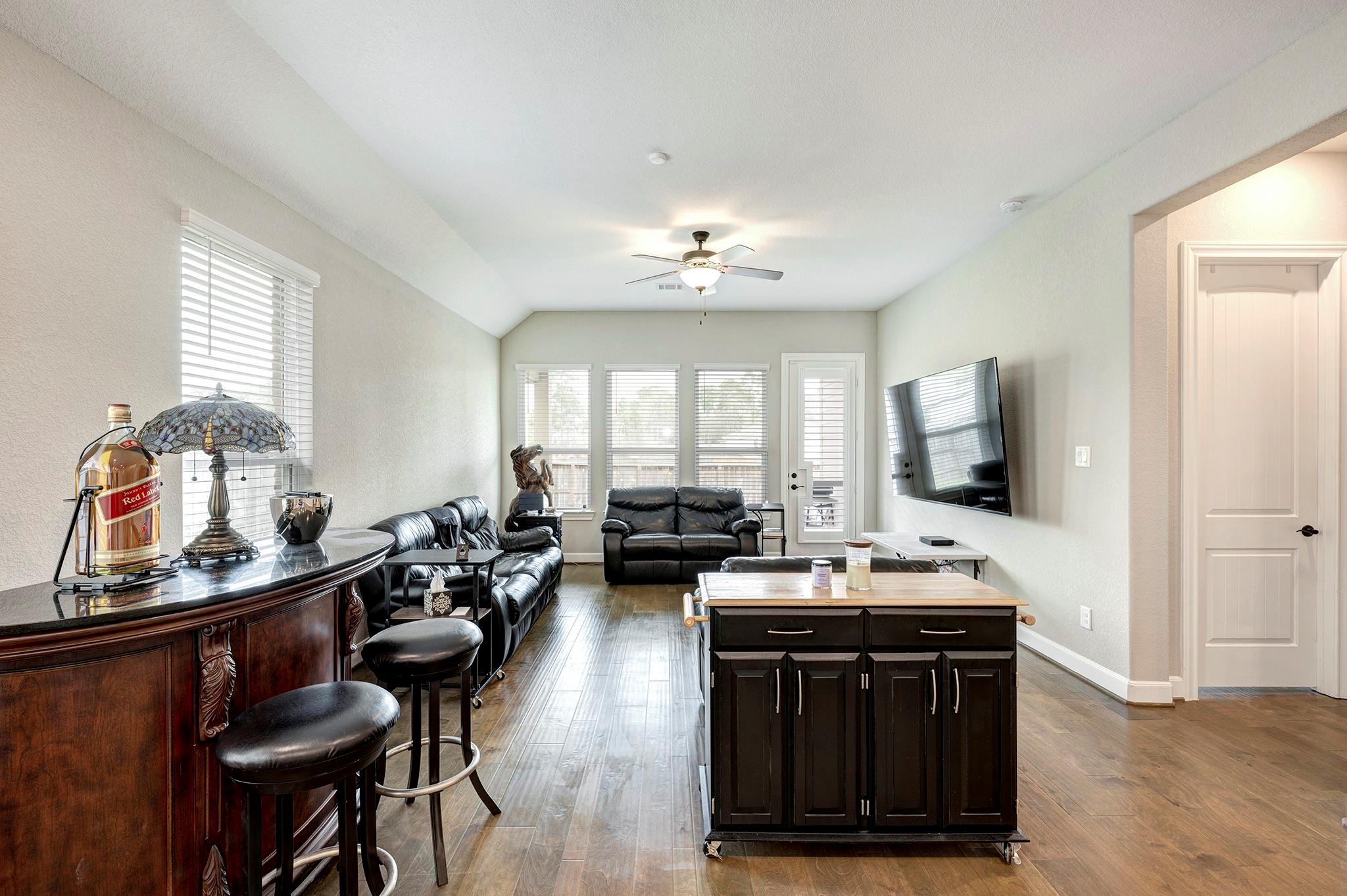 1984 Canyon Live Oak Street