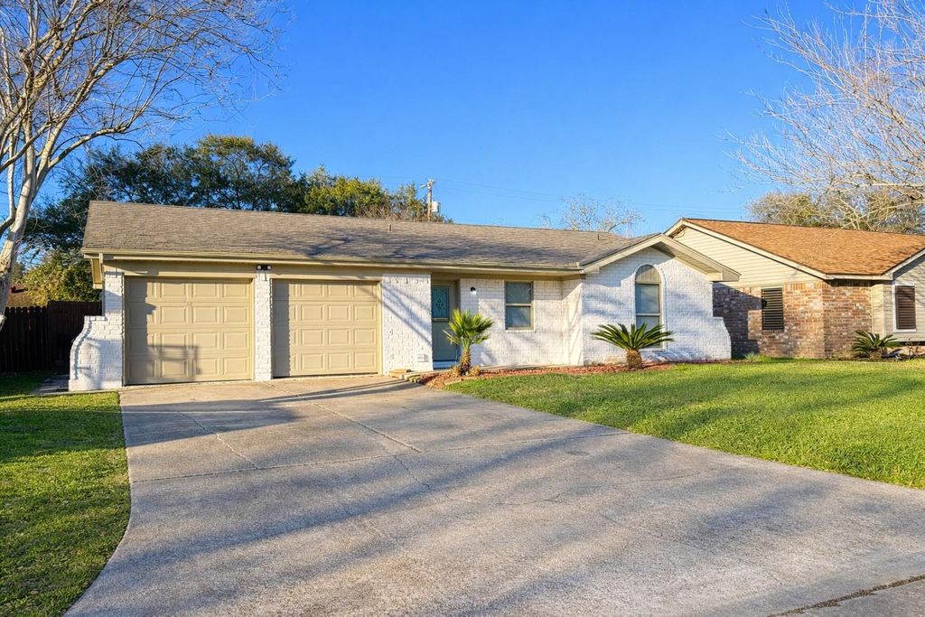 Photo of 2714 33rd Avenue N, Texas City, TX 77590 (MLS # 82942370)