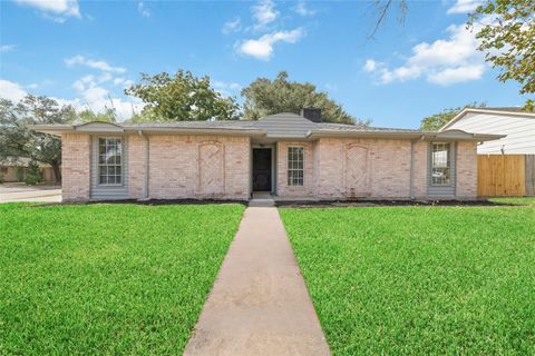 Photo of 11518 Lansbury Drive, Houston, TX 77099 (MLS # 9153364) Photo of 11518 Lansbury Drive, Houston, TX 77099 (MLS # 9153364)