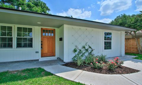 5313 De Lange Lane Houston TX 77092