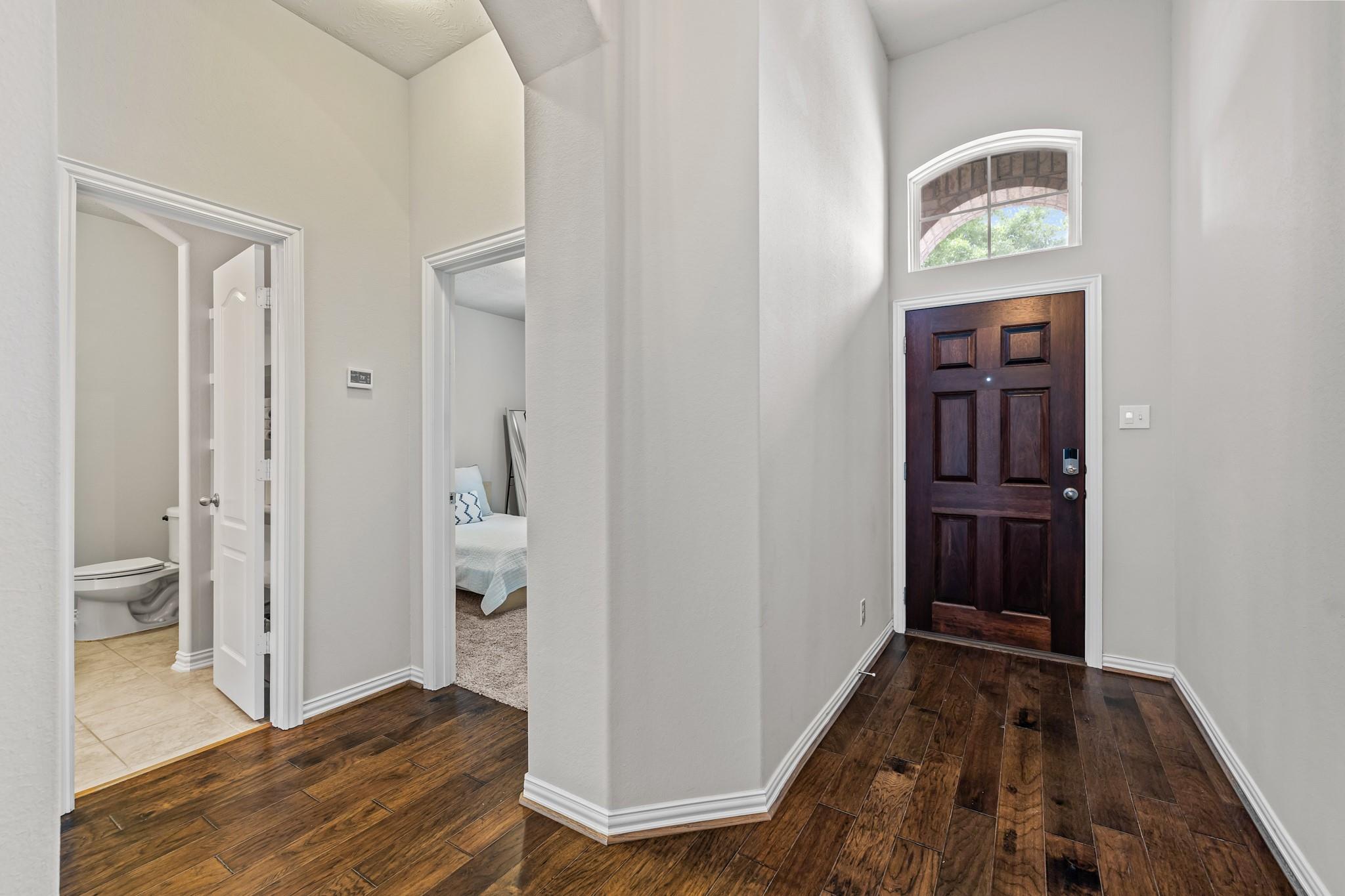 211 Meadow Ridge Way