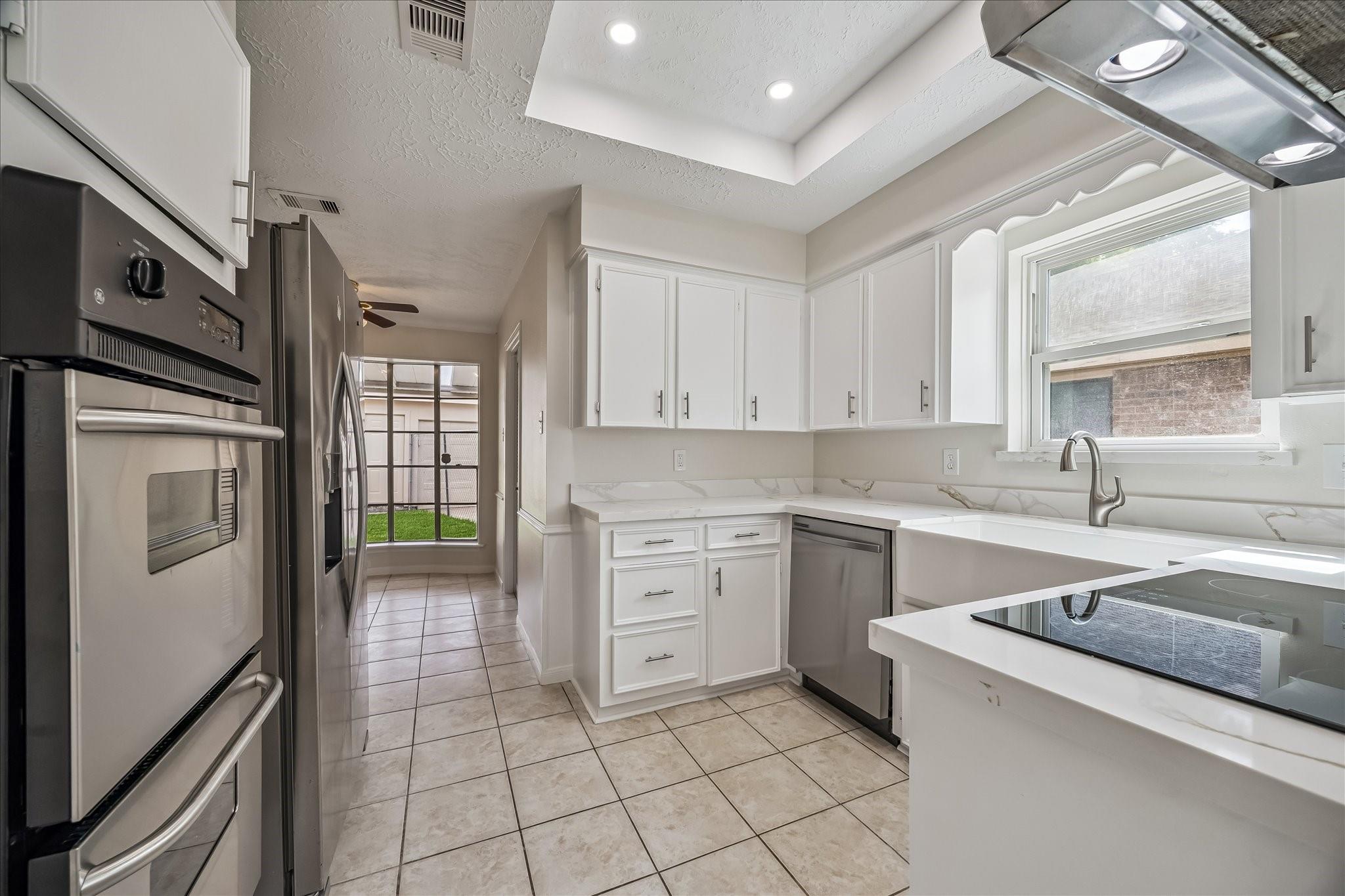 12239 Meadowhollow Drive