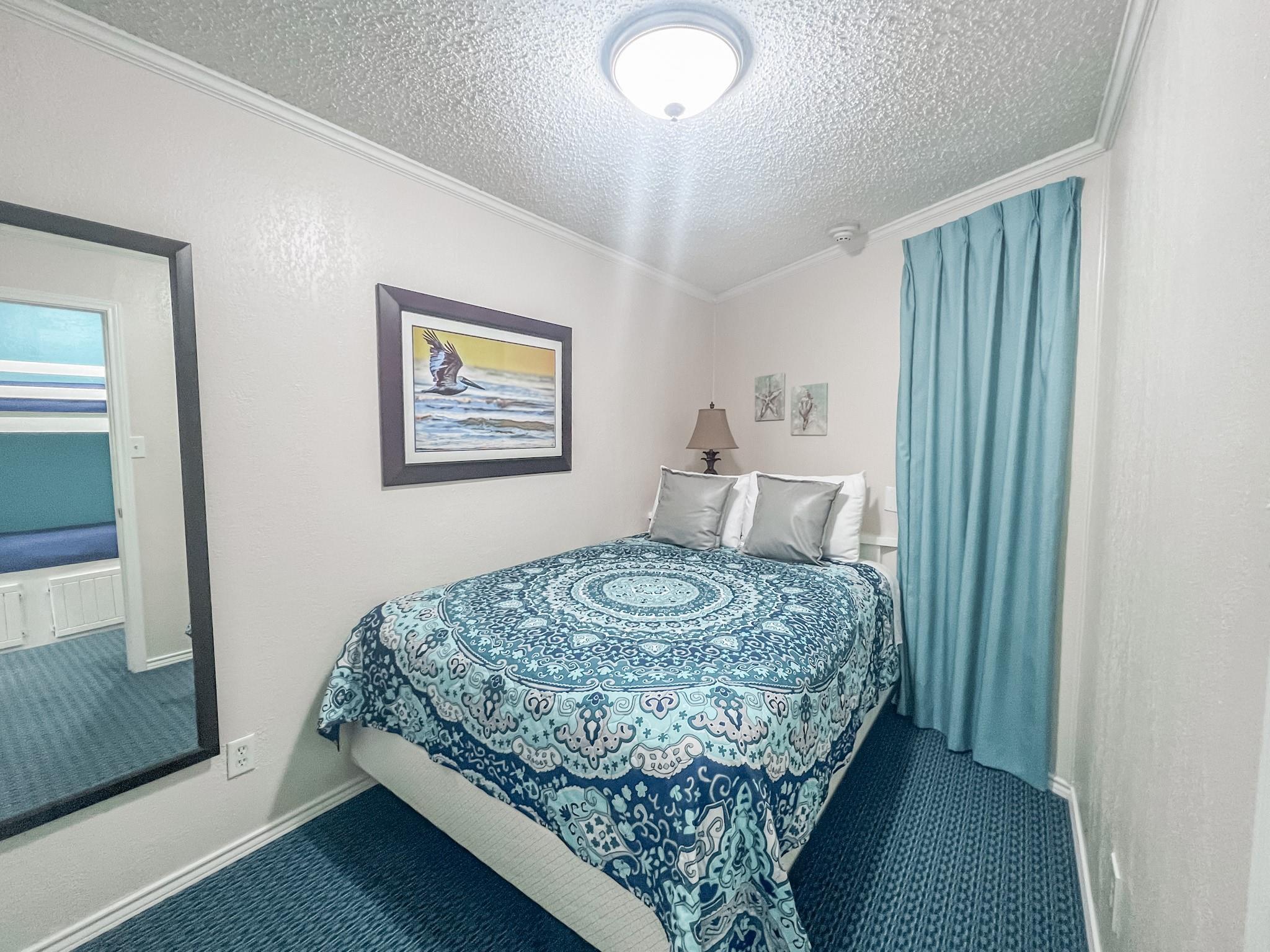 6102 Seawall Boulevard 370