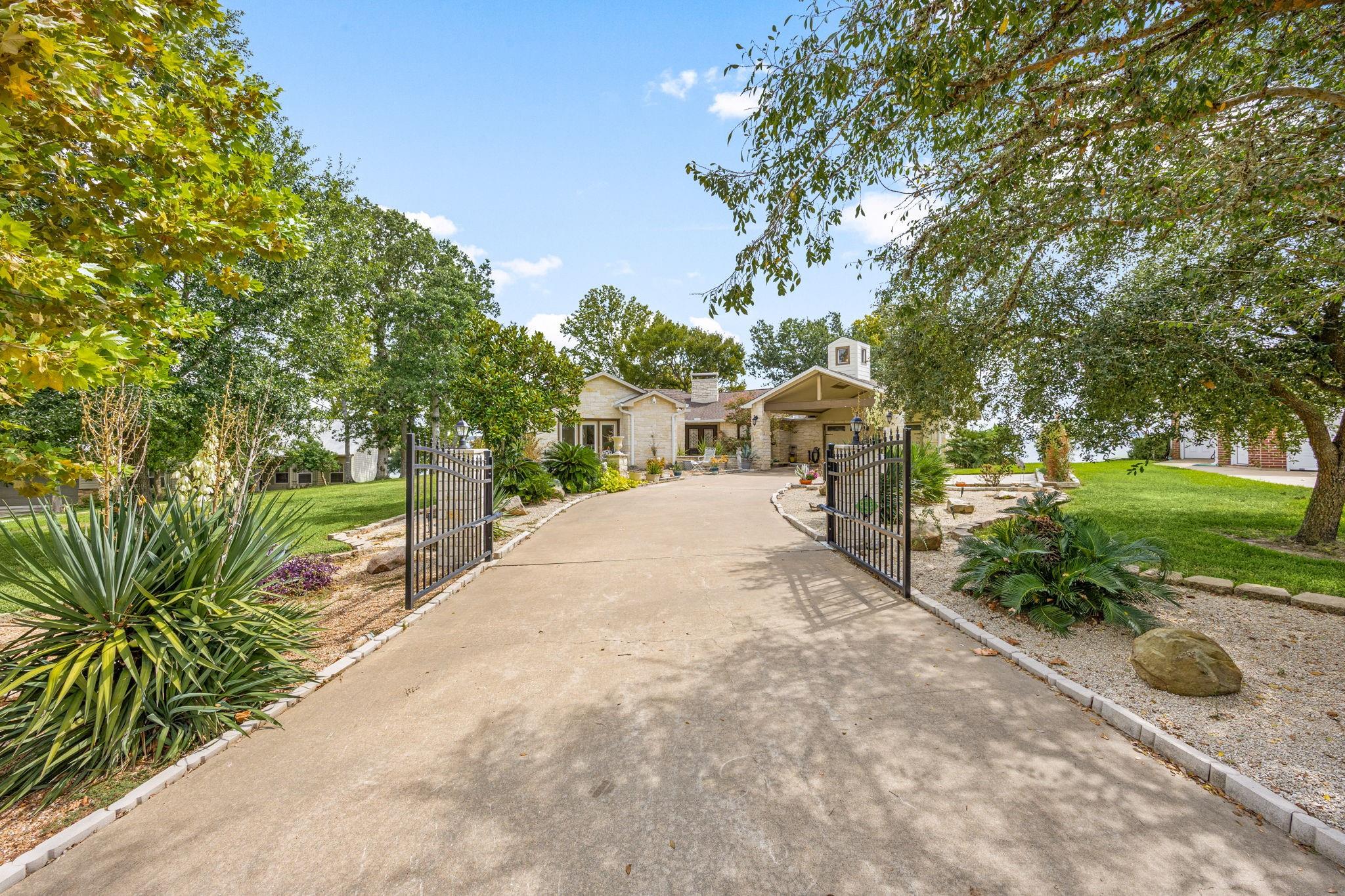 436 Fawn Road