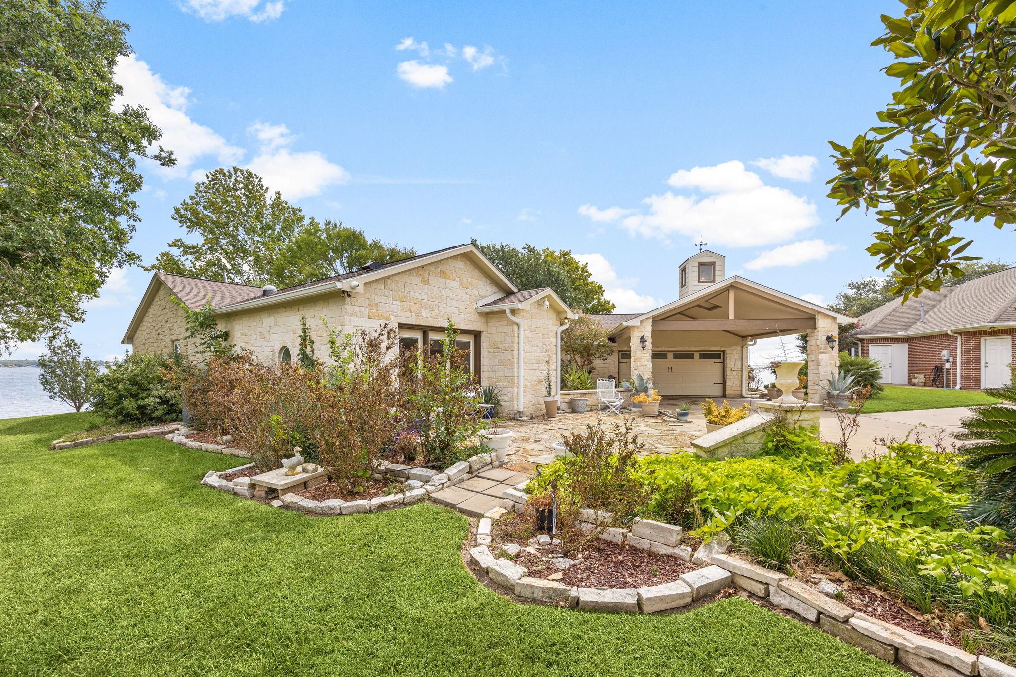 436 Fawn Road