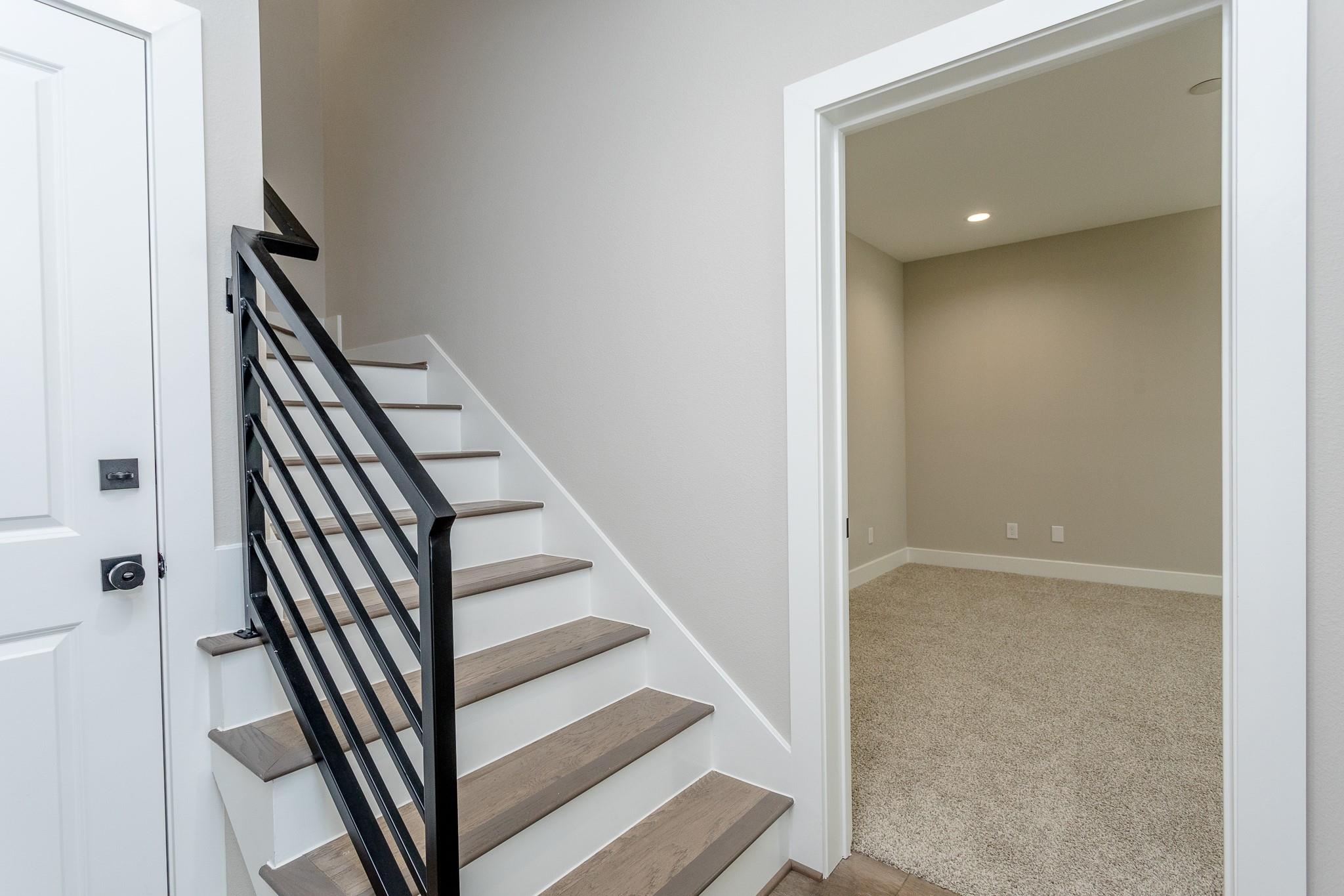 1439 W 25th Street B