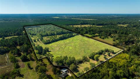 Photo of 419 Marshall Ivy Road, Huntington, TX 75949 (MLS # 87177231)
