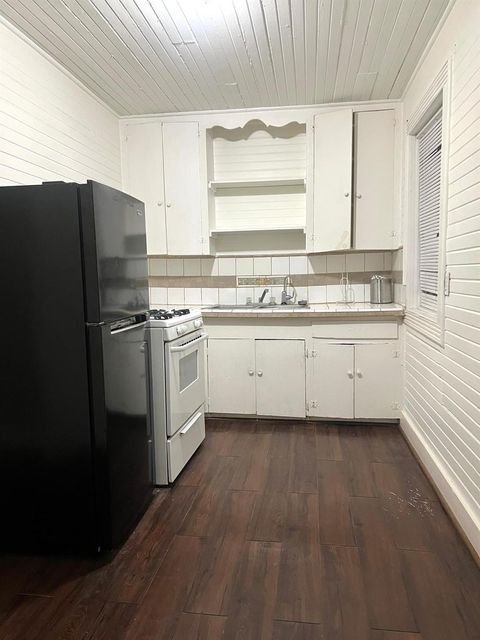 Photo of 3126 Webster St St #2, Houston, TX 77004 (MLS # 86743784)