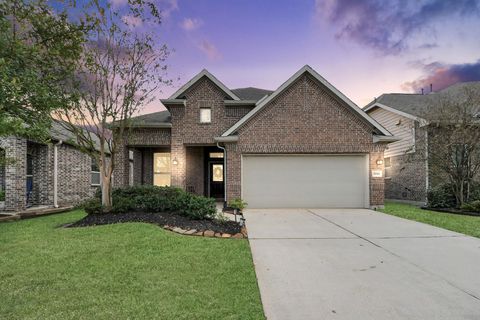 Photo of 17010 Upper Ridge Lane, Humble, TX 77346 (MLS # 49079267)