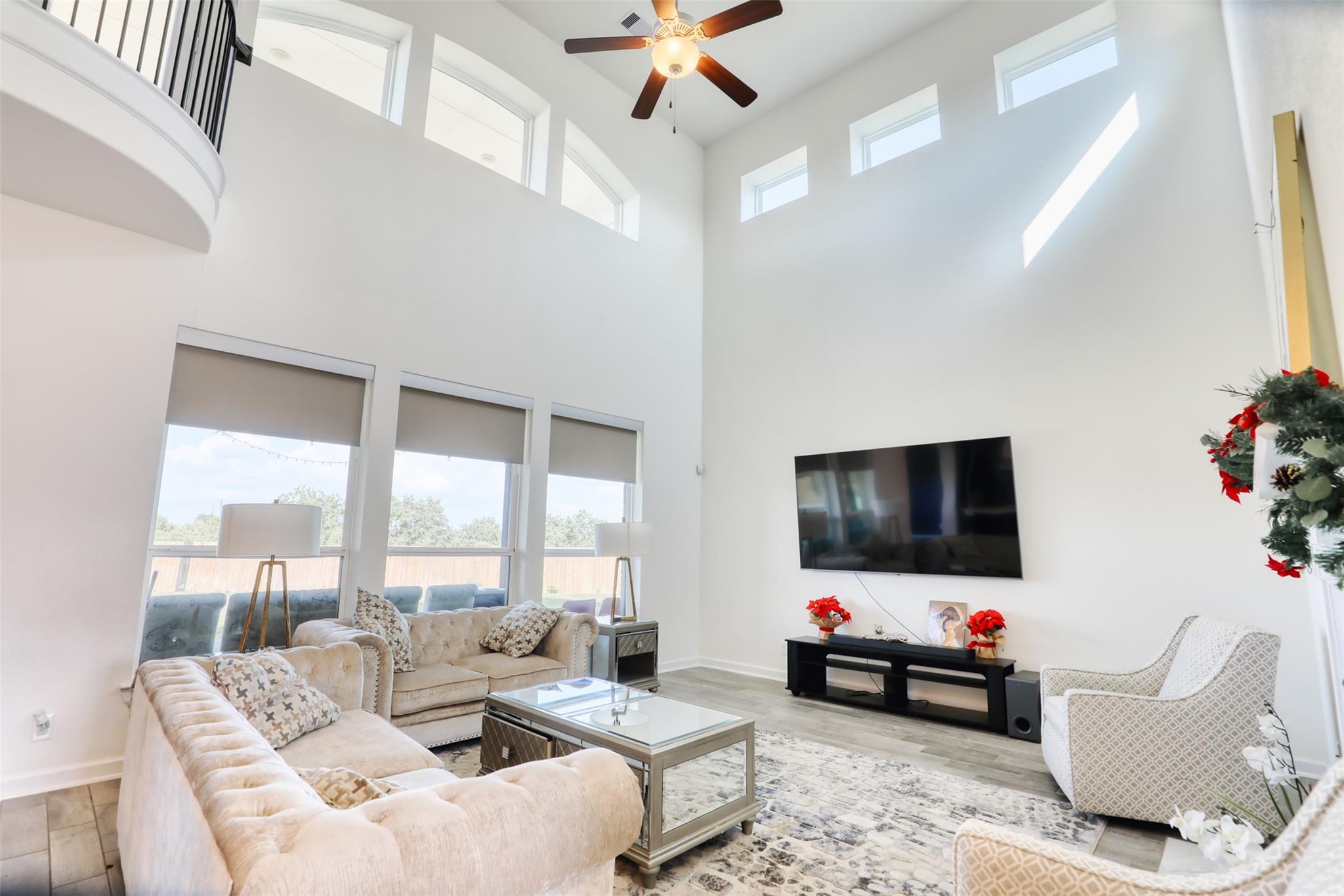 6822 Regal Lakes Drive