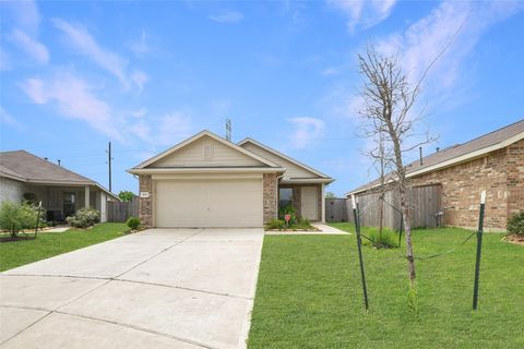 Photo of 7607 Cedar Birch Drive, Katy, TX 77493 (MLS # 23462430)