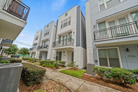 Photo of 2228 Mcgowen Street, Houston, TX 77004 (MLS # 17494102)