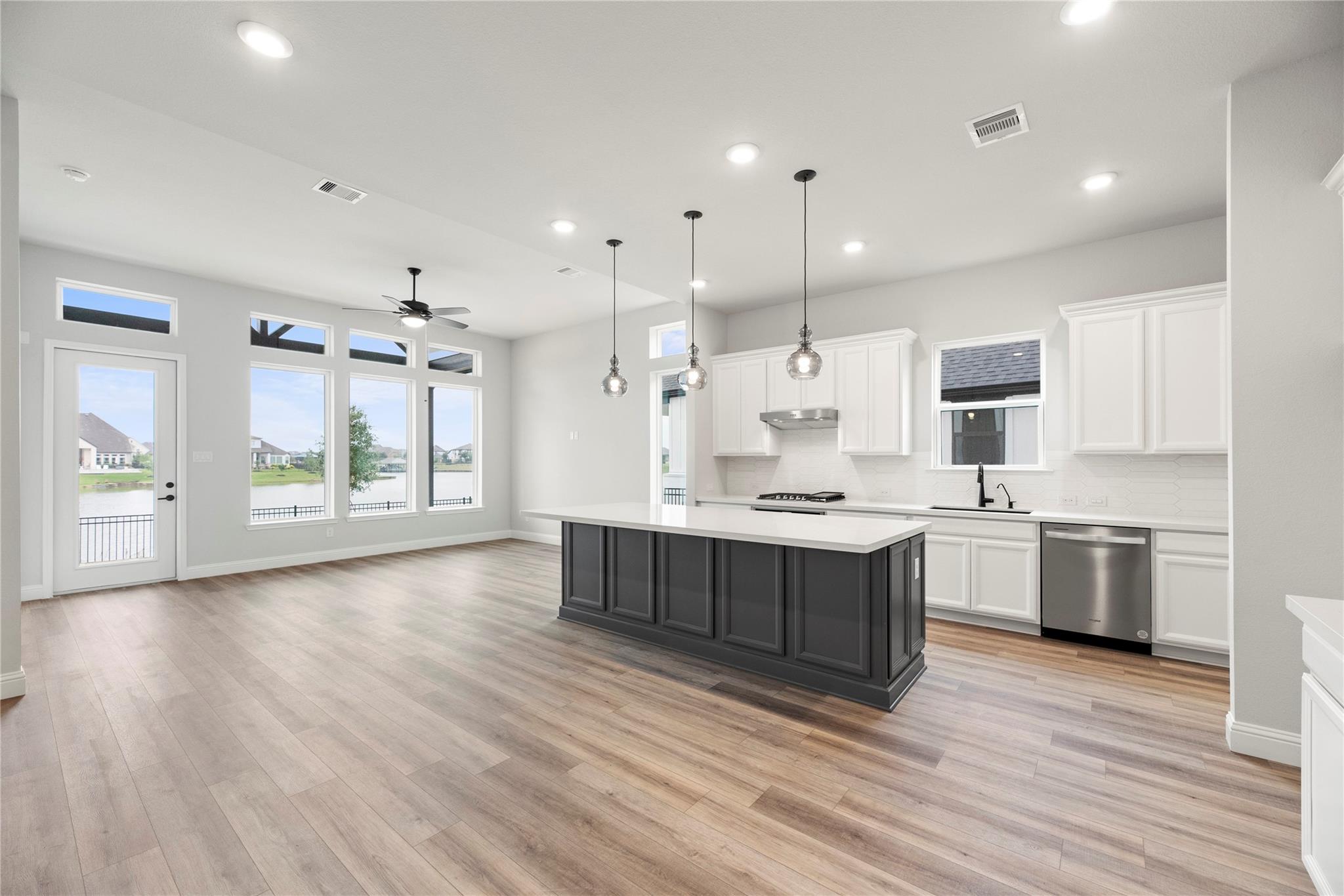18207 W Shoreline Vista Lane