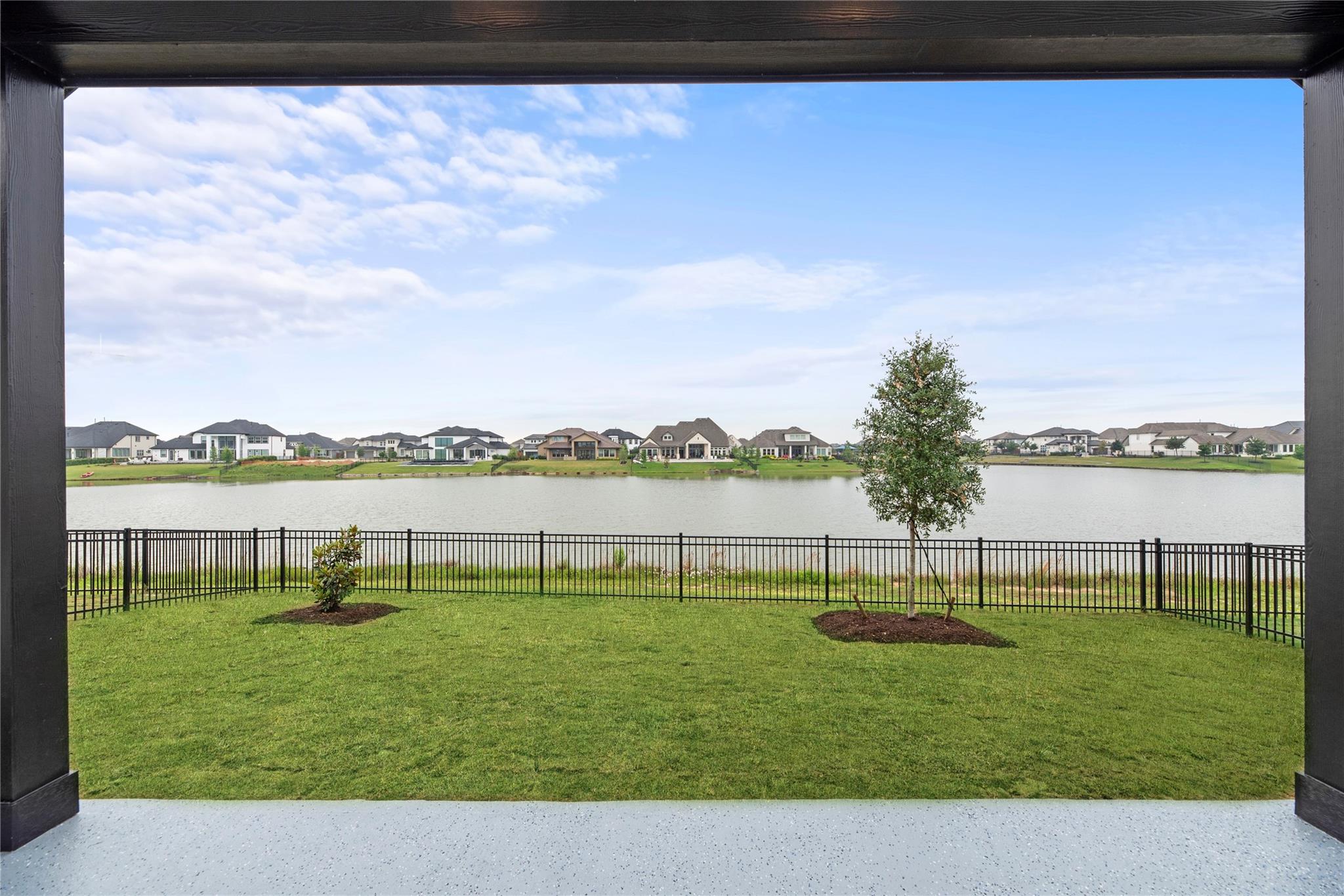 18207 W Shoreline Vista Lane