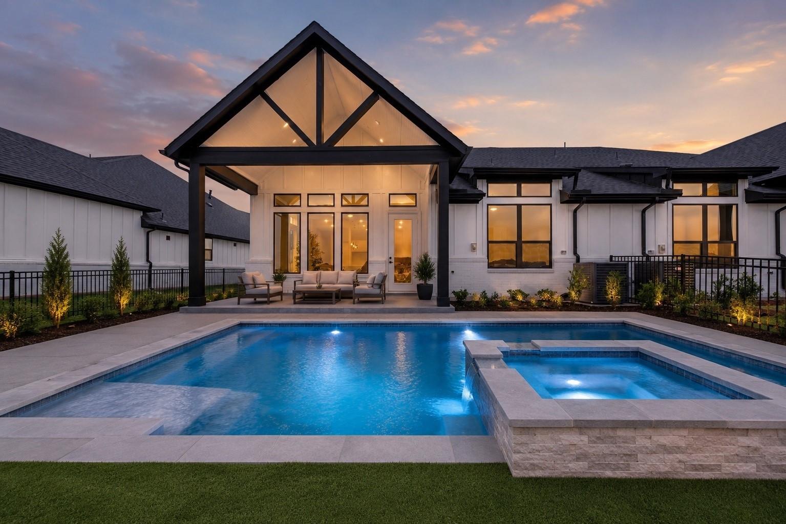 18207 W Shoreline Vista Lane