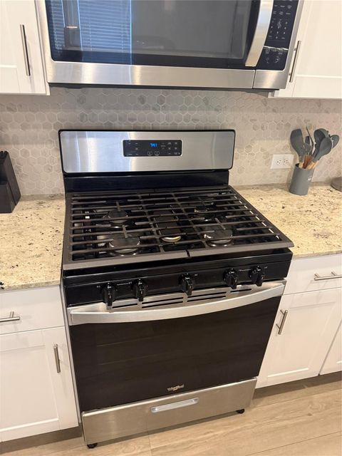 Tiny photo for 5711 Madden Lane, Houston, TX 77048 (MLS # 26658382)