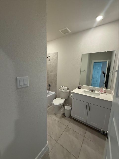 Tiny photo for 5711 Madden Lane, Houston, TX 77048 (MLS # 26658382)