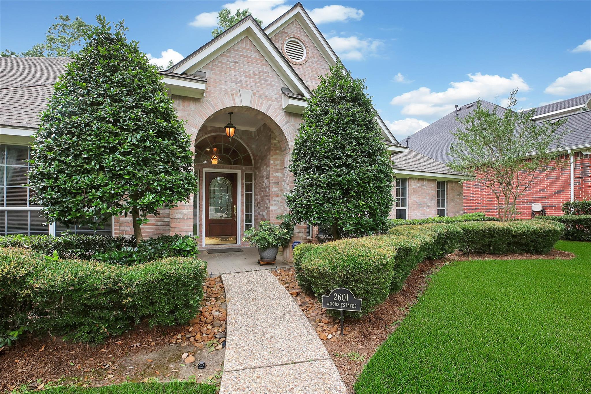 2601 Woods Estates Drive