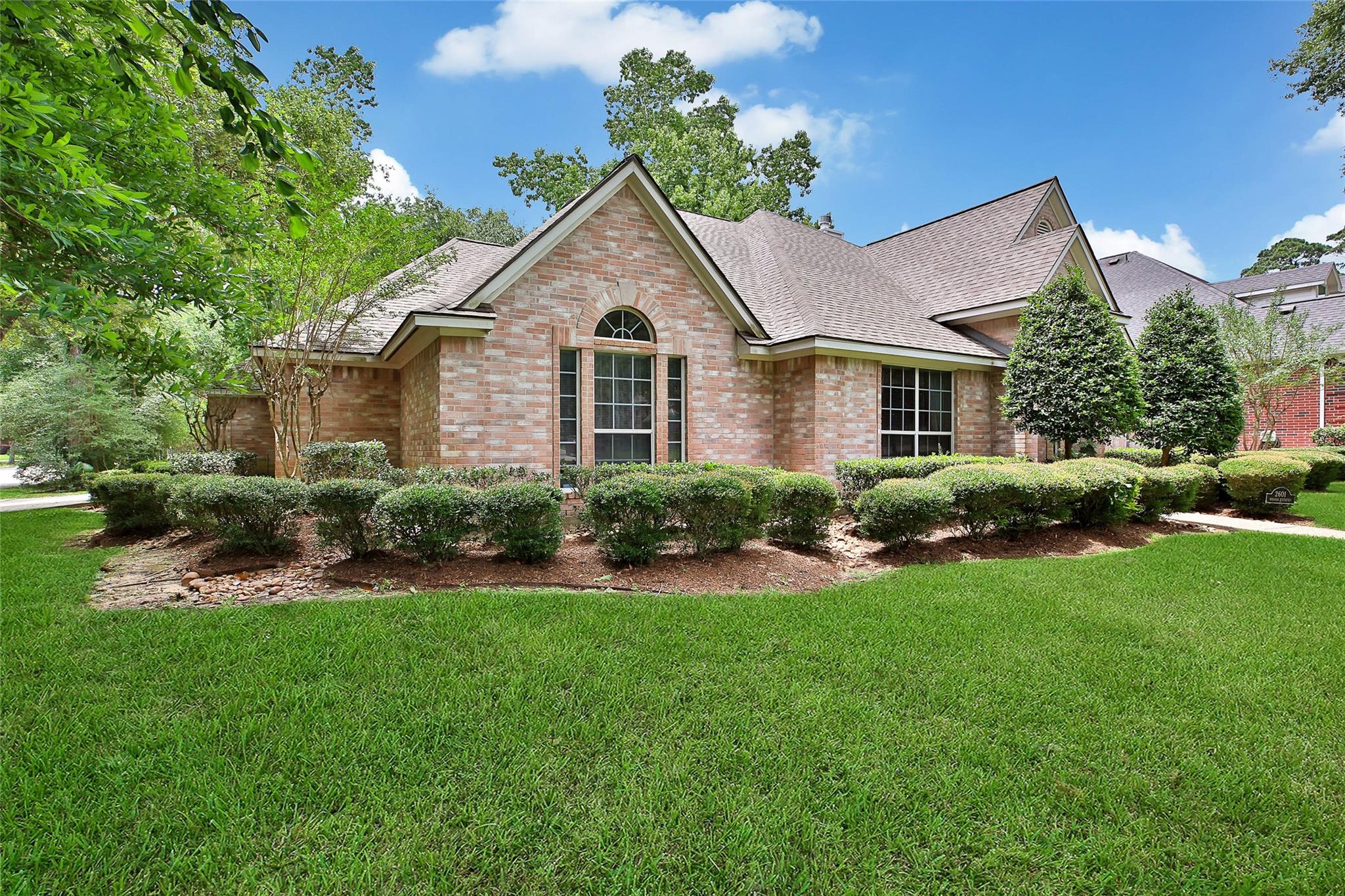 2601 Woods Estates Drive