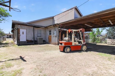 Tiny photo for 1304 N Young Street, Fort Stockton, TX 79735 (MLS # 52266569)