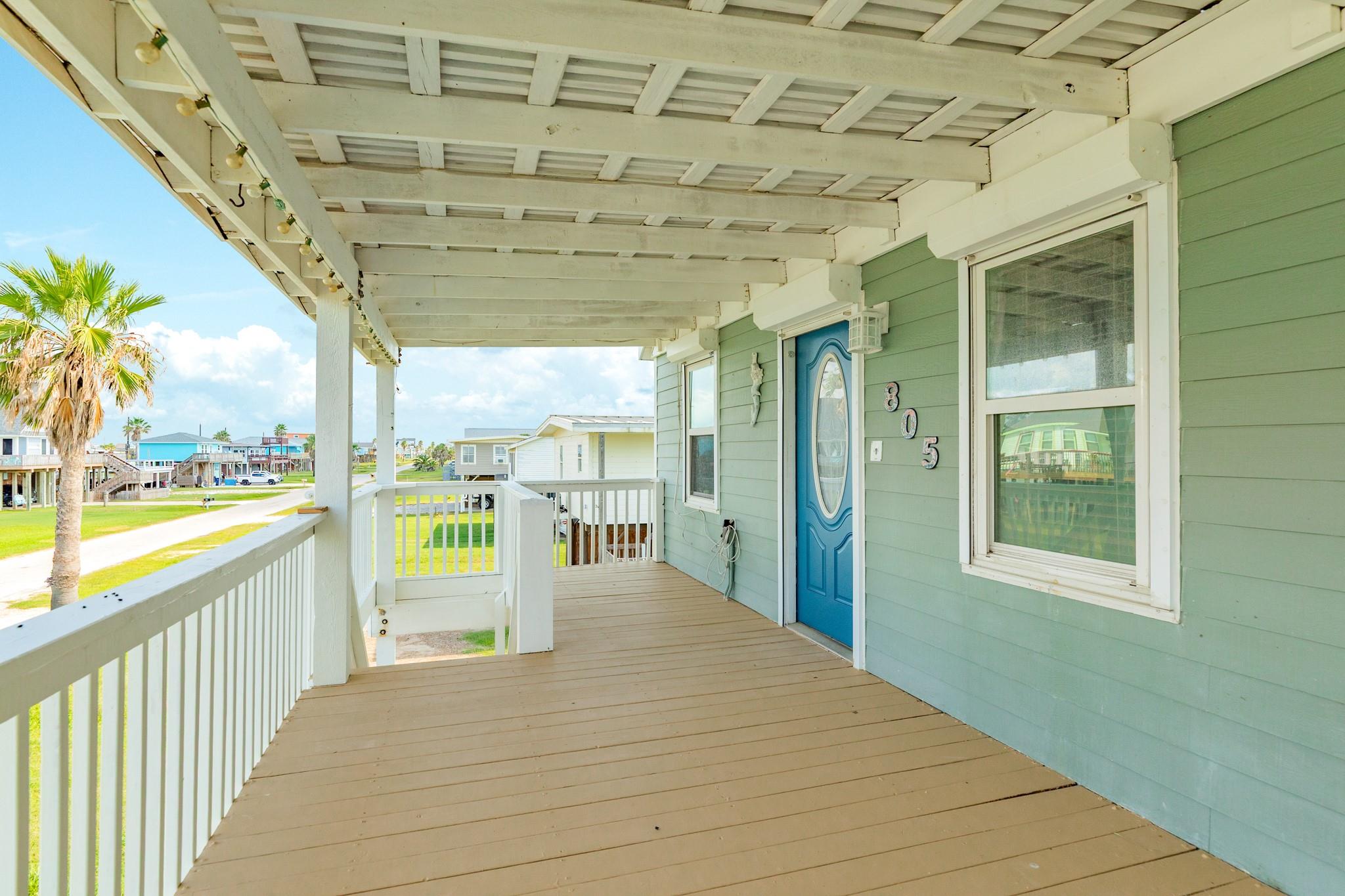 805 Seashell Drive