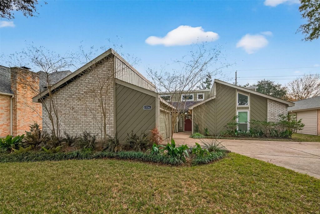 Photo of 1226 Crossfield Drive, Katy, TX 77450 (MLS # 86256178)