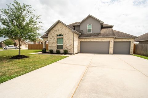 Photo of 318 Cabernet Drive, Alvin, TX 77511 (MLS # 53106751)